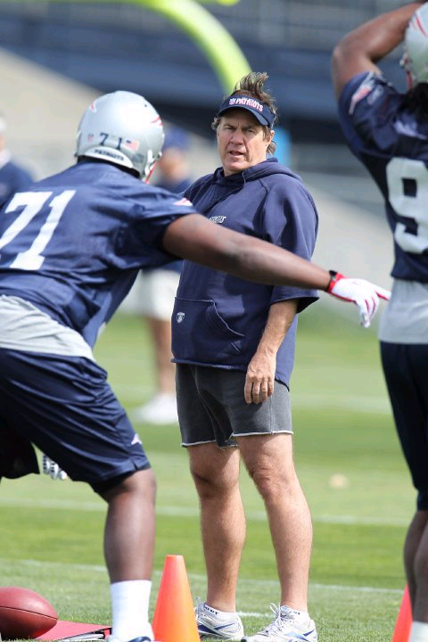 Bill Belichick leads his squad into Monday Night's matchup tied with the Jets at 9-2 atop the AFC East.