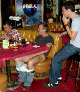 kiefer-sutherland-pants-front