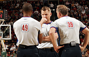 20070502_nba_refs_71025152_18